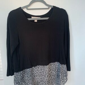 Michael Kors Black and White Asymmetrical 3/4 Sleeve Blouse